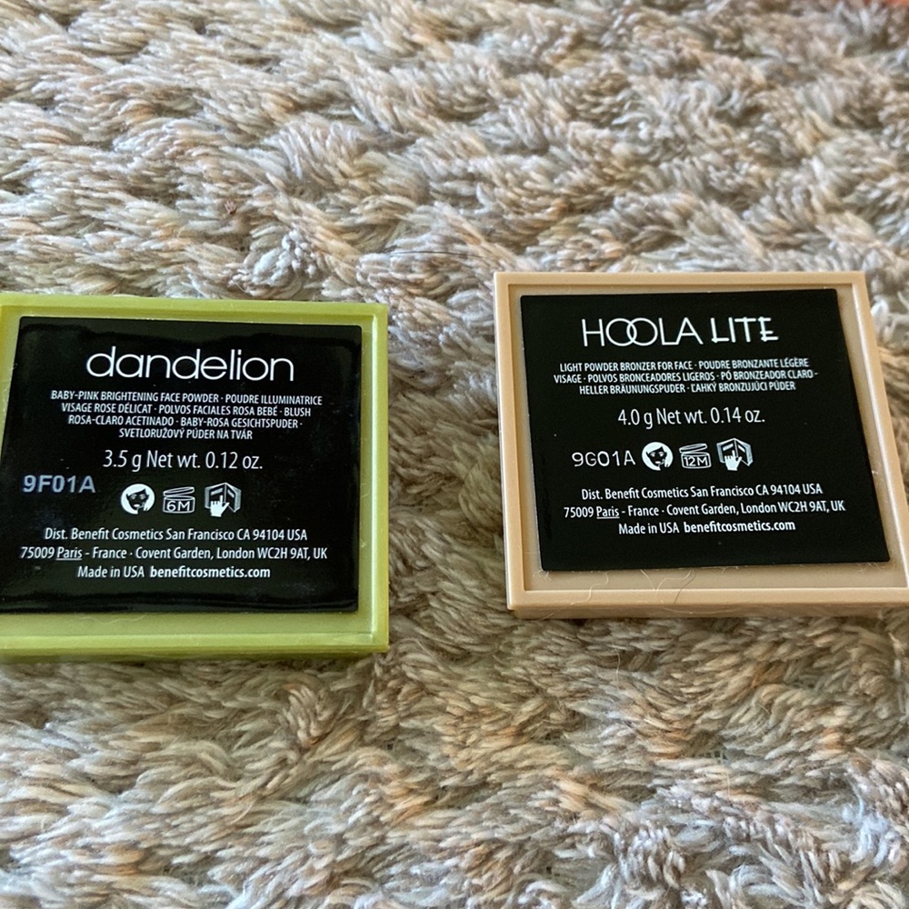 Benefit makeup. - Picture 13 of 14